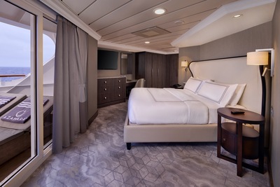 Azamara Azamara Journey World Owner's Suite Bedroom ©Michael Pisarri.jpg